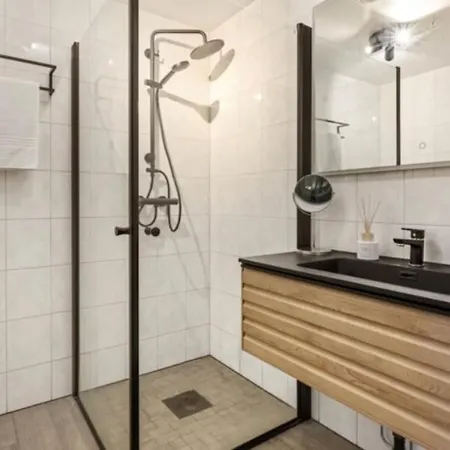 Διαμέρισμα Sentral Leilighet, Med Parkering *
